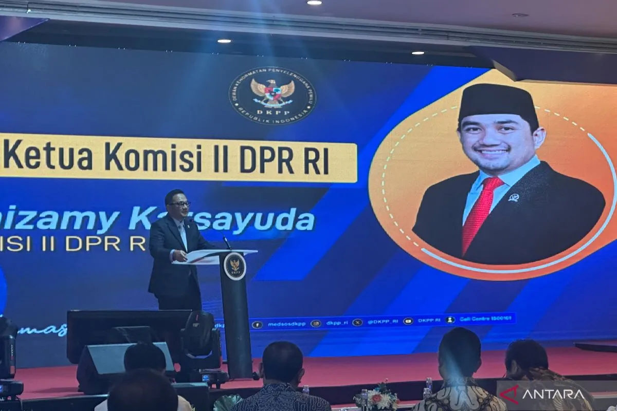 Ketua Komisi II DPR RI Sebutkan Pembahasan RUU Omnibus Law